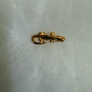 Gold Alligator Brooch